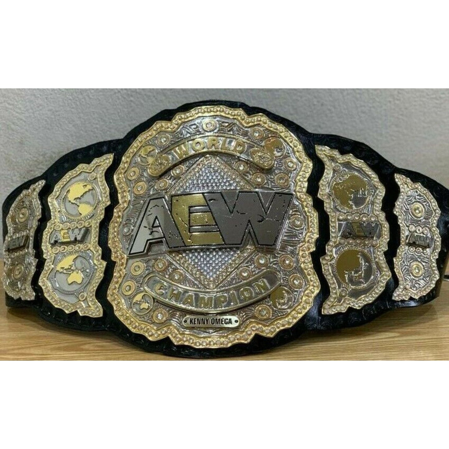 AEW World Wrestling Championship Belt