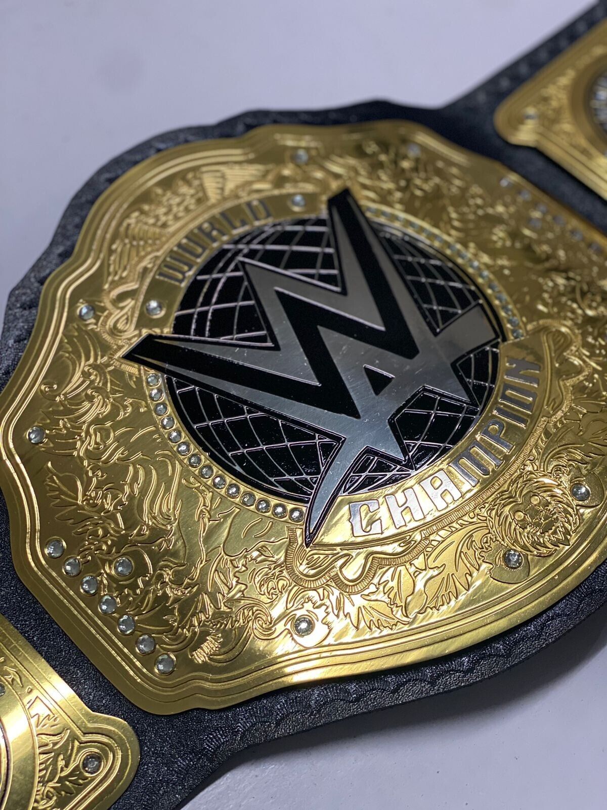 WWE 2023 Heavyweight Championship Belt