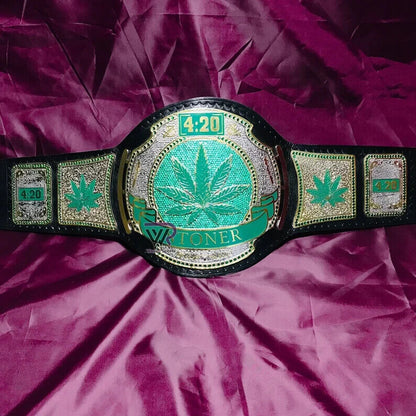 Smoking Stoner World Heavyweight Belt