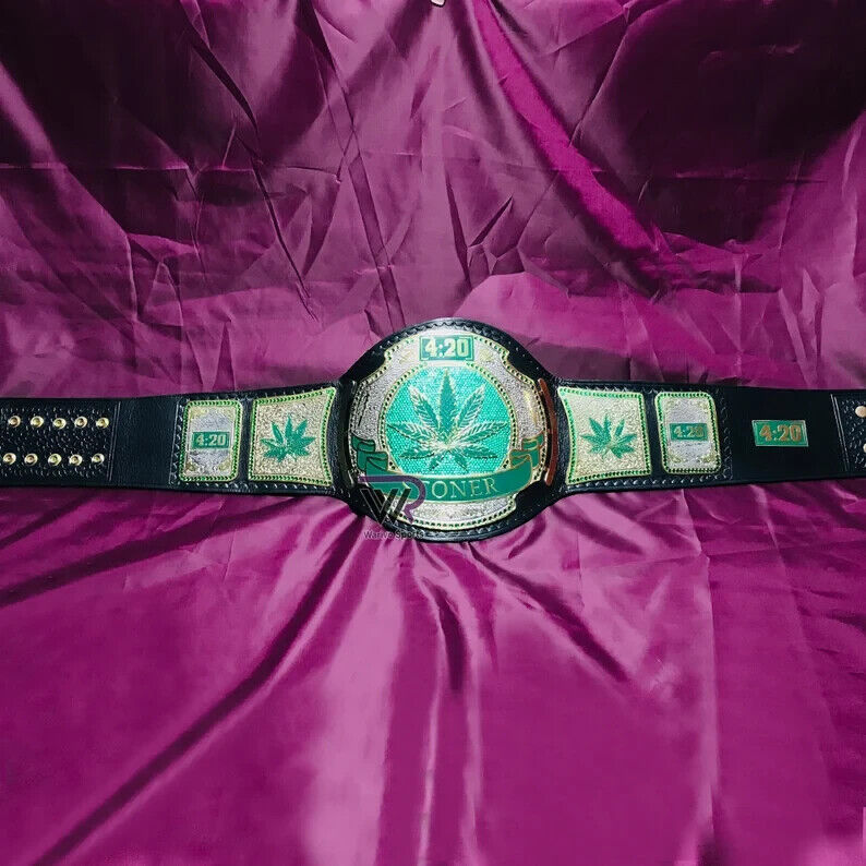 Smoking Stoner World Heavyweight Belt