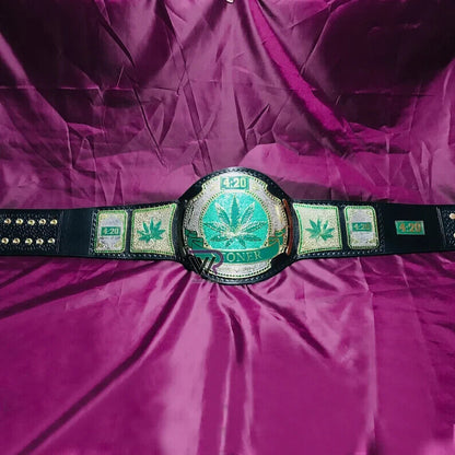 Smoking Stoner World Heavyweight Belt