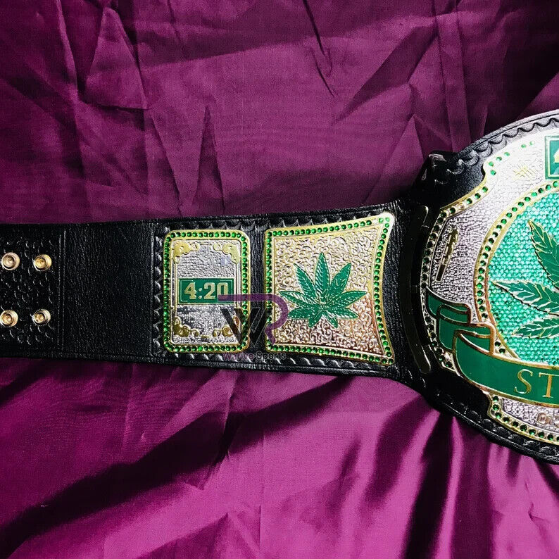 Smoking Stoner World Heavyweight Belt
