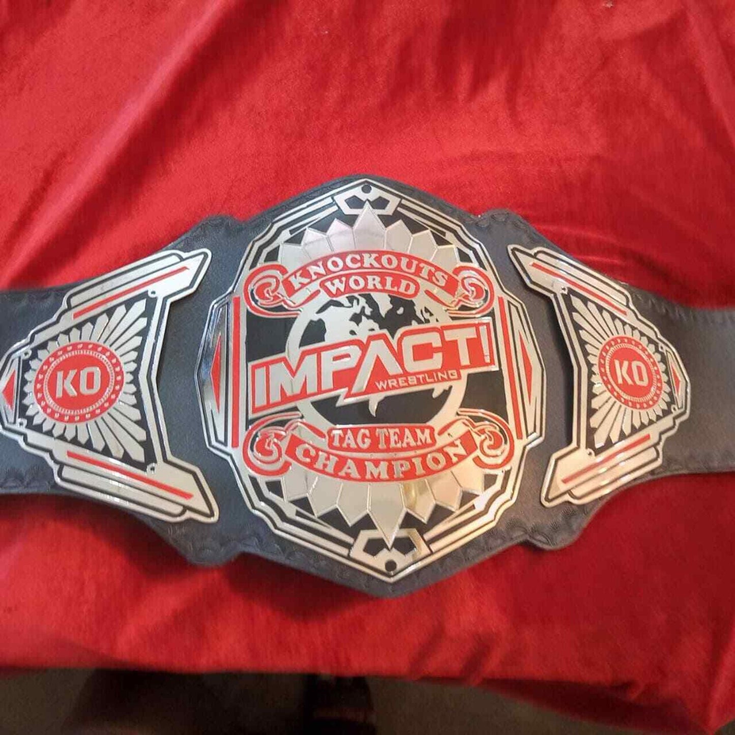 TNA Knockouts Tag Team Belt