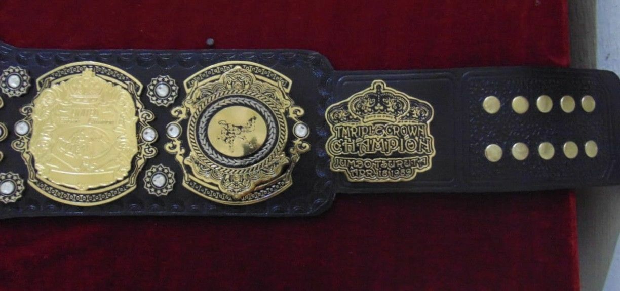 Triple Crown World Heavyweight Belt