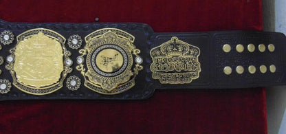 Triple Crown World Heavyweight Belt