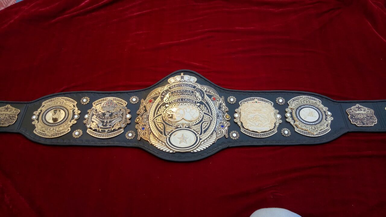 Triple Crown World Heavyweight Belt