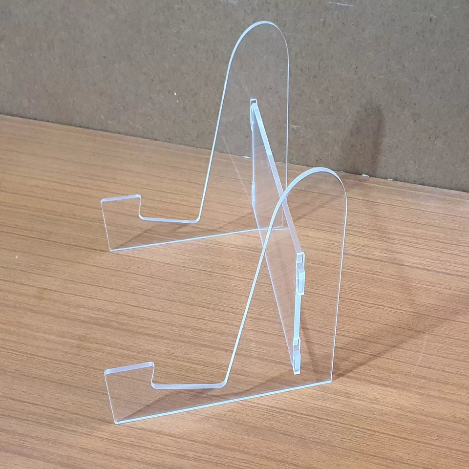 Adjustable Wrestling Belt Display Stand